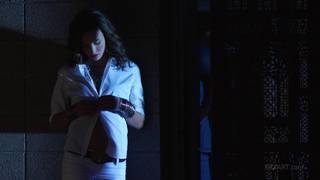 Striptease magnifique pour excité un homme