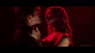 Molly Bennet aime qu'on la regarde