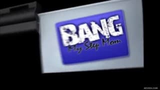 Eva Karera a un petit jeune pour se faire troncher