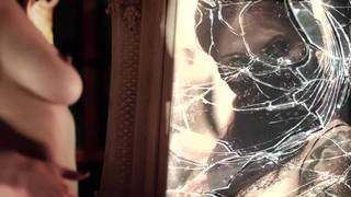 Ashleigh Doll et Kerry Louise - Des filles séduisantes pour du lesbien