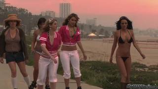 Penny Flame cette petite jeune qui aime se faire démonter !