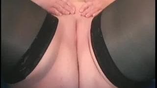 Angelika une grosse femme pour un petit jeune motivé !