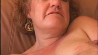 Tierece Saulrine, une mature qui a la forme