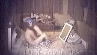 Caresses délicates et masturbation en vidéo !