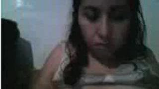 Beurette aux gros boobs à voir en webcam !