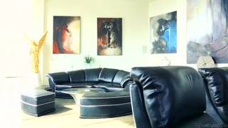 Deux gouines torrides devant la webcam