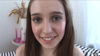 Cette jolie Katie nous offre un pur bonheur