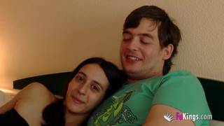 Lucy une jolie latine qui attendait Rober !