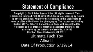 Alina Li pompe six gars en même temps