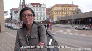 MILF, Mature, Fellation, POV 1er Personne, Brune, Exhibition, Dogging