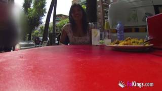 Elle ne baise qu'avec des guitaristes