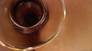 Un gros gode dans le cul de Sierra Sanders