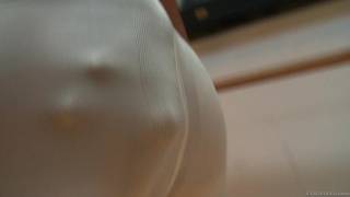 Angel Vain et Jynx Maze exhibent leurs culs