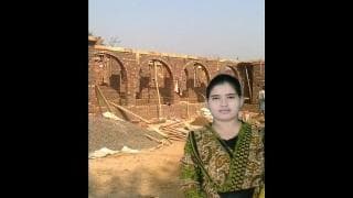 Belle femme beurette prend son pied