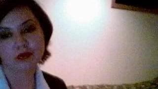 Devant sa caméra, elle aime montrer ses formes