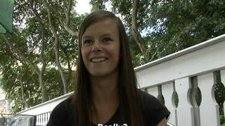 Amatrice prend son pied avec cette grosse bite