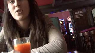 Petite joueuse gagne le gros lot comme ça.