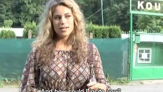 Blonde tchèque qui baiser en pleine nature !!..