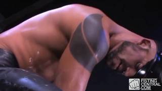 Des queers assez chauds pour un énorme trio !