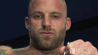 Plaisir en mode solo pour un homosexuel !