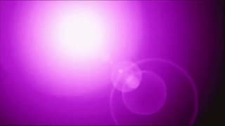 Très jolie brune avec une grosse bite dans la bouche