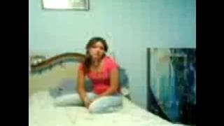 Sublime brunette qui va se faire lécher