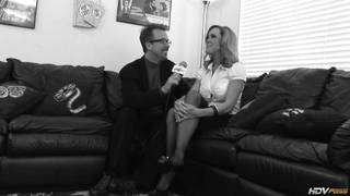 Brandi love la milf baise avec un homme 