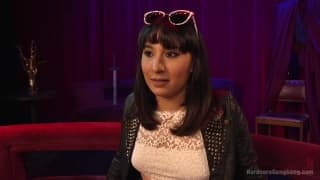 Un Gangbang dans une salle de cinéma