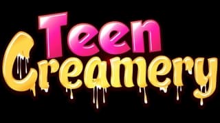 Teen baise avec plaisir un vieux