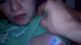 Jeune femme chaude pour une bonne levrette