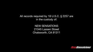 La belle Daniels baise au bord de la piscine