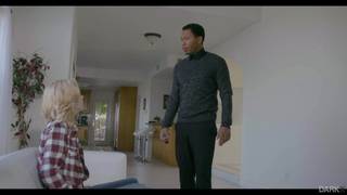 Elle rentre de voyage pour une bonne bite