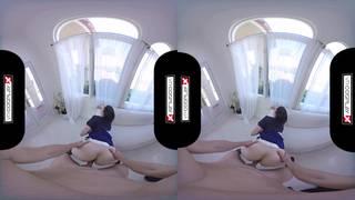 VR - Vous allez baiser cette brune très hot