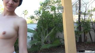 Elle veut sa bite pour son anniversaire