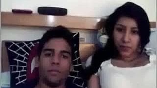 Jeune couple indien se filme en sextape