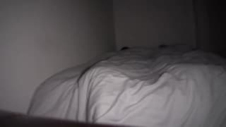 Brunettes baisées par un chinois, mais les sexes ont été floutés !