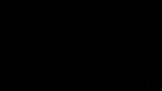 Bombe brunette en Speedo pour un asiat !