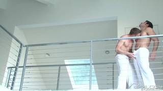 Deux énormes érections de bon matin !