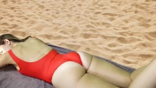 Ashley aimerait profiter de la plage avant la baise