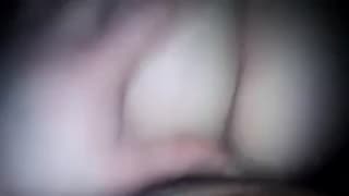 Levrette et doigtage anal en mode POV