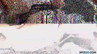 Scène lesbienne avec Natasha et Jane