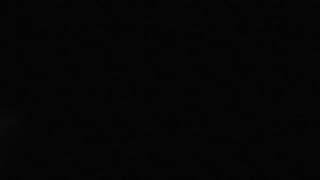 Jana Fox fait une pipe en POV avec faciale