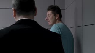 Blanche Bradburry en flic se tape le suspect