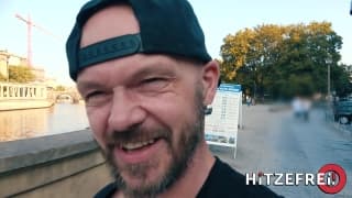 Maman sexy allemande se fait piner à l'hôtel