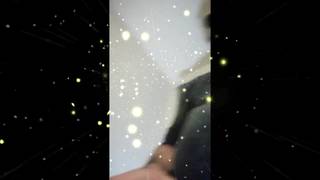 Masturbation avec plug anal masqué