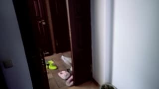 Mia Bandini enculée avec une jambe sur le plan de travail