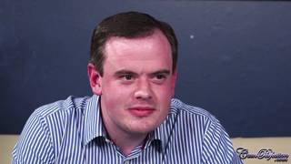 Réaliser le rêve de cet homme en le suçant