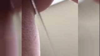 POV avec une amatrice qui coule de la chatte