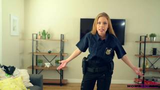 Britney amber va surprendre se jeune entrain de se masturbé