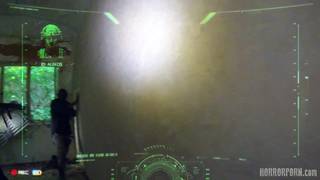 Gangbang avec des blondes et des personnages de films d'horreur !